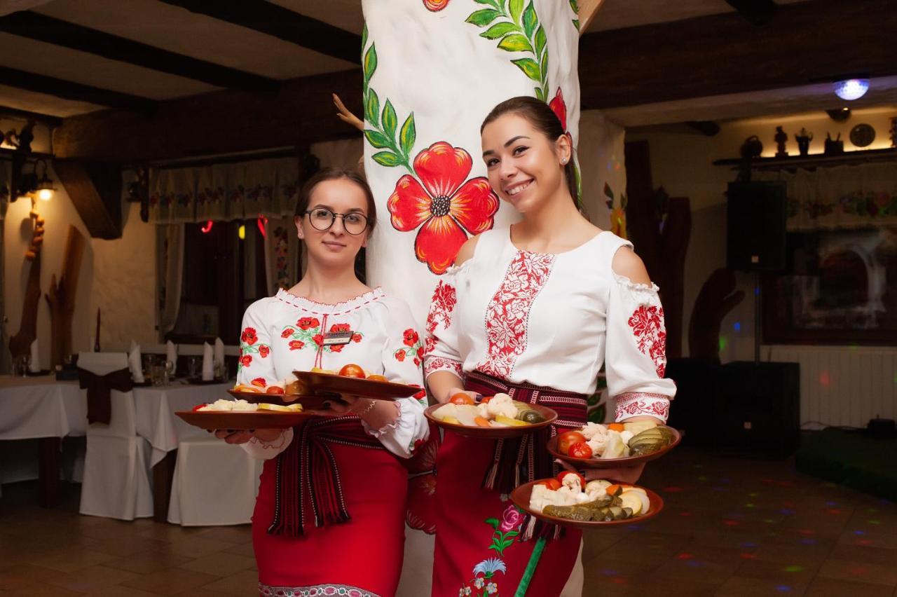 U ?Imbora Hotel Lumshory Eksteriør bilde